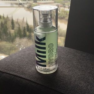 Milk makeup hydro grip primer